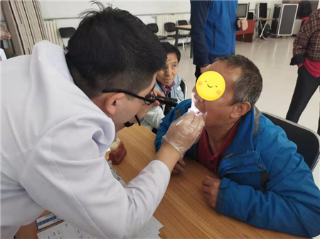 北京国医康口腔门诊北郝庄义诊—走进社区，服务大众